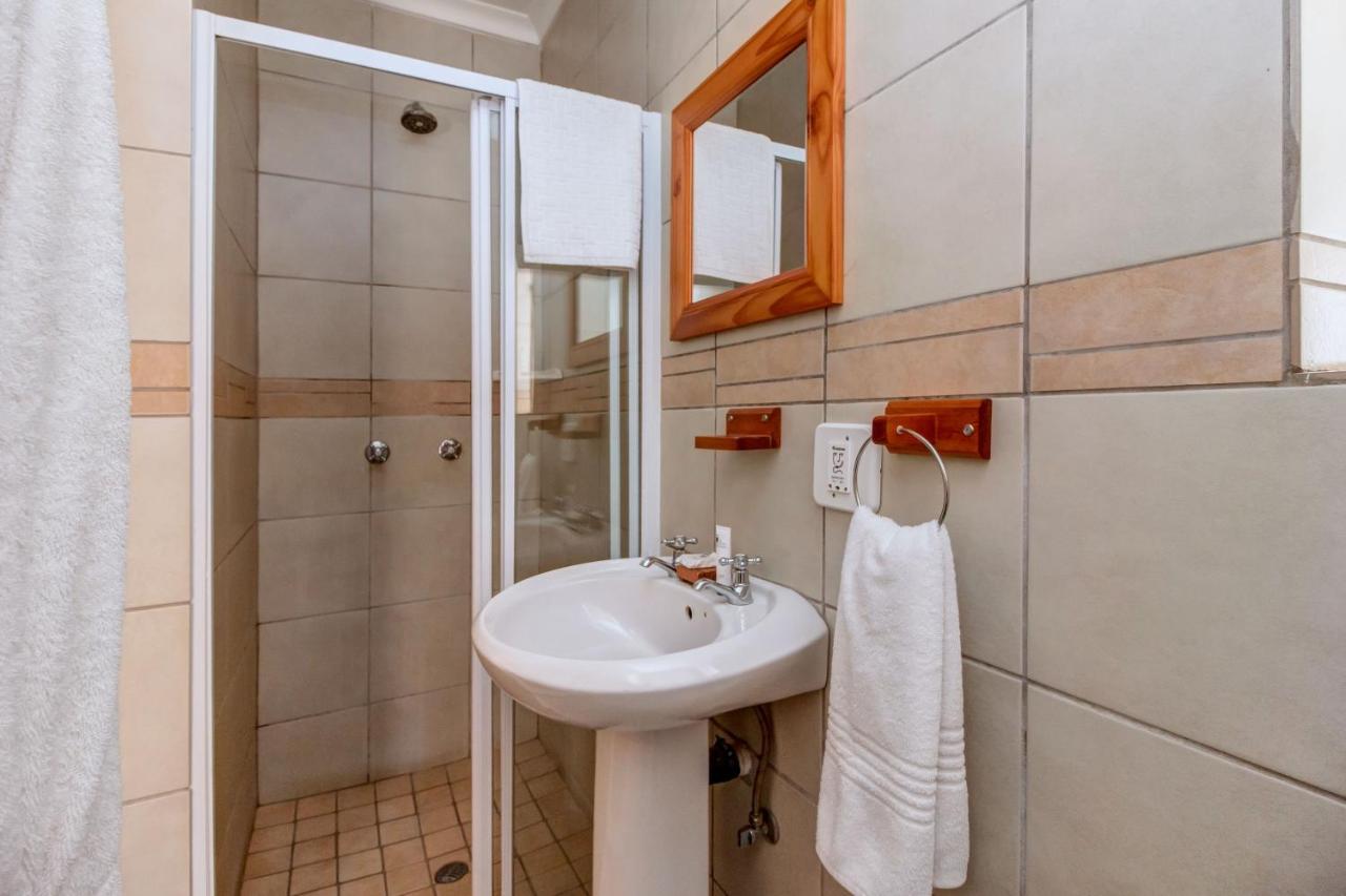 Dalberry Guest House Йоханнесбург Экстерьер фото